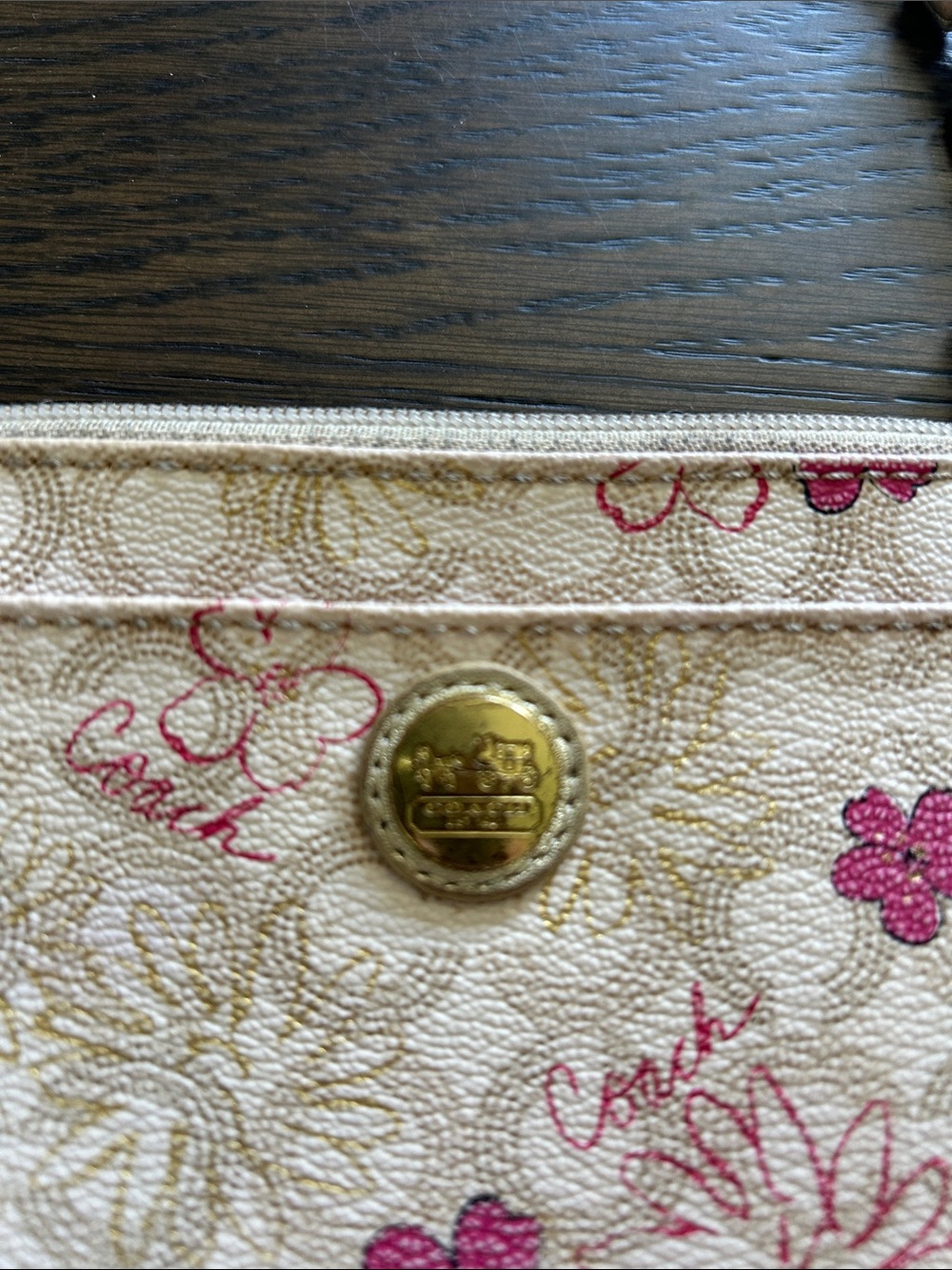 Coach Waverly Floral Print Beige Wristlet with Signature Logo - Picture 3 of 7